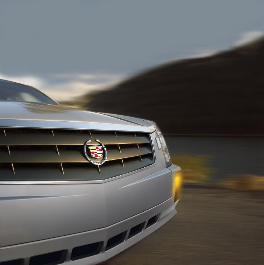  Cadillac SRX 2004 года  (фото 50 из 103)